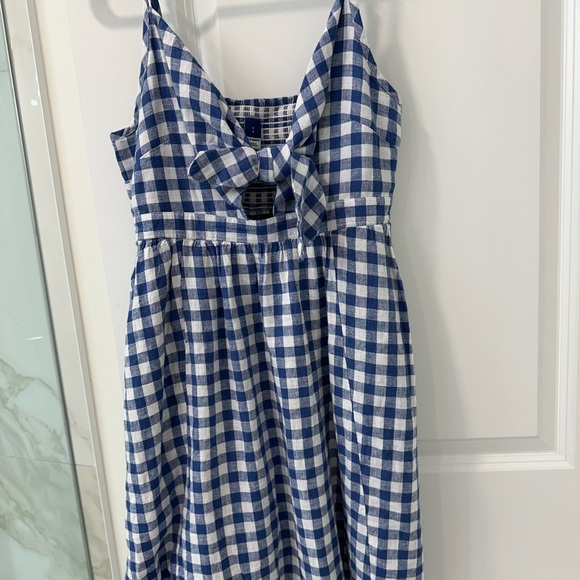 Old Navy dresses - Picture 2 of 6